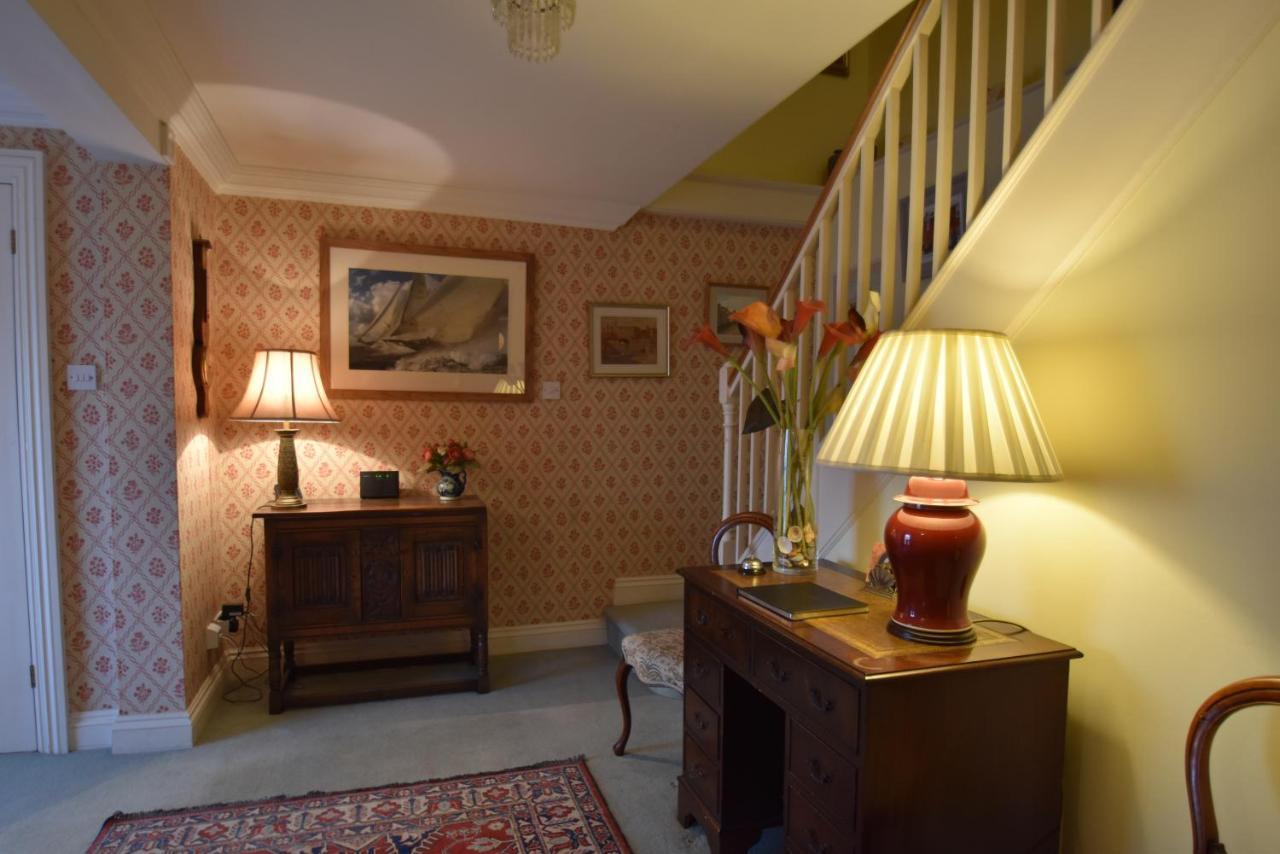 Whitefriars, Rye - Central Location With Parking For 3 Cars - Large Family Home エクステリア 写真