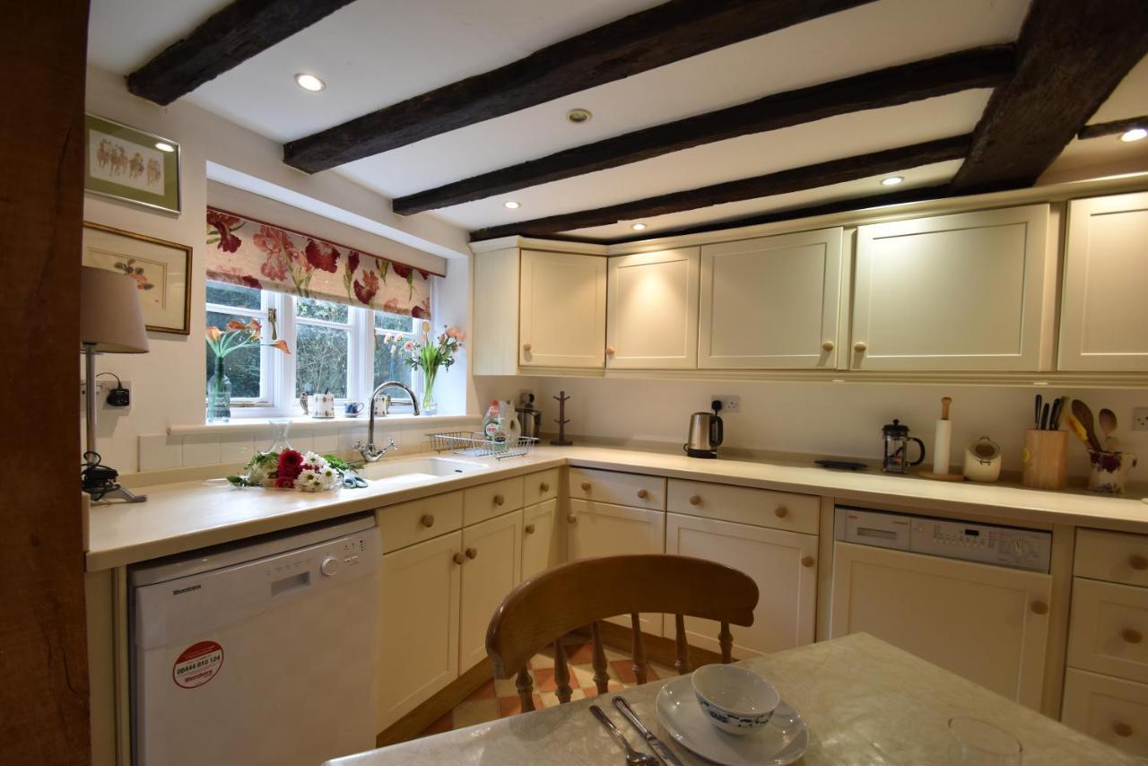 Whitefriars, Rye - Central Location With Parking For 3 Cars - Large Family Home エクステリア 写真